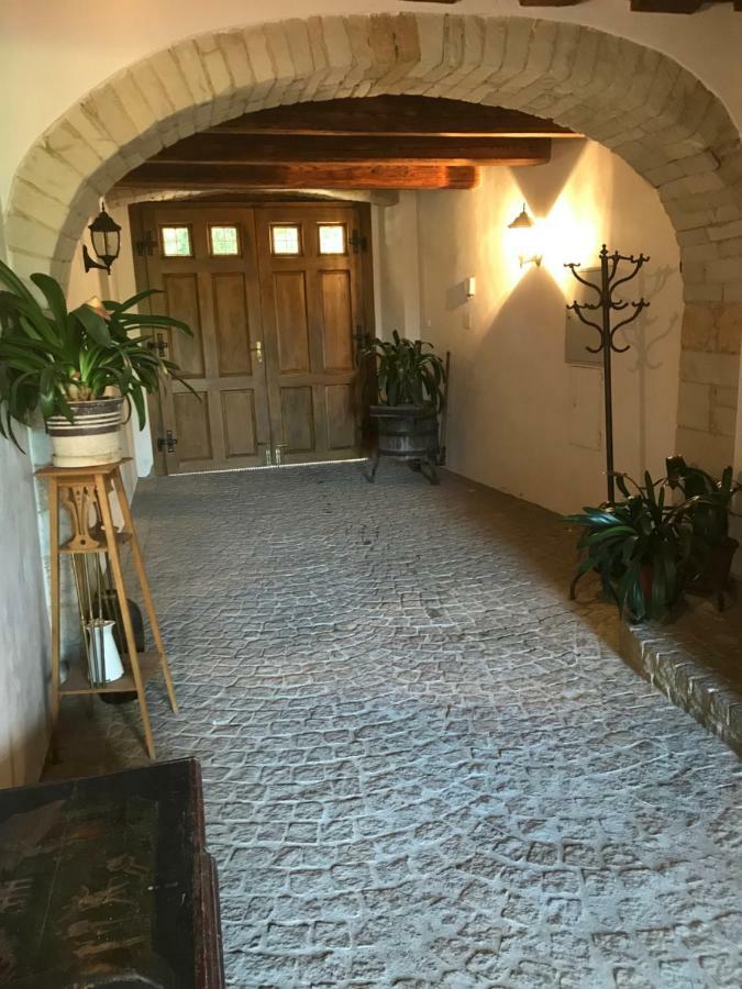 Budyne Apartment Budyne nad Ohri المظهر الخارجي الصورة