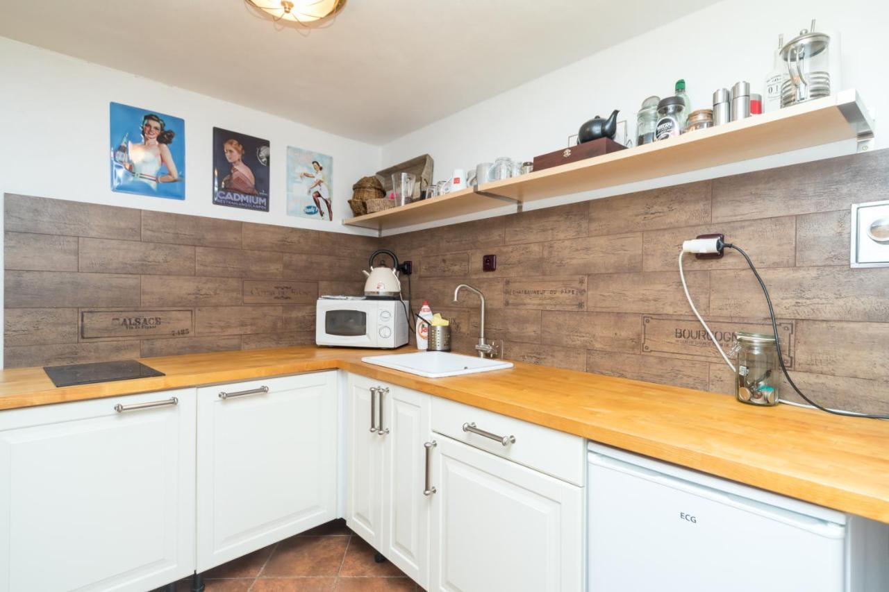 Budyne Apartment Budyne nad Ohri المظهر الخارجي الصورة