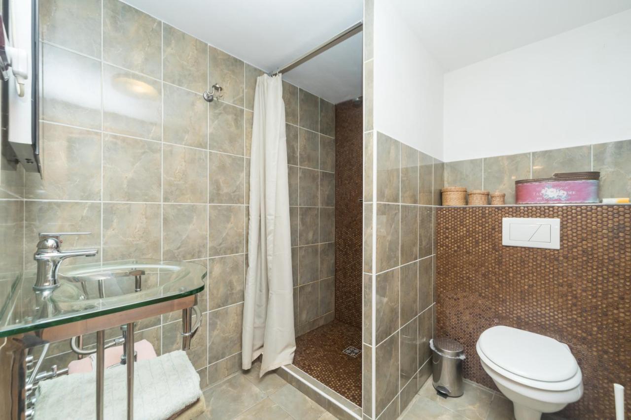 Budyne Apartment Budyne nad Ohri المظهر الخارجي الصورة